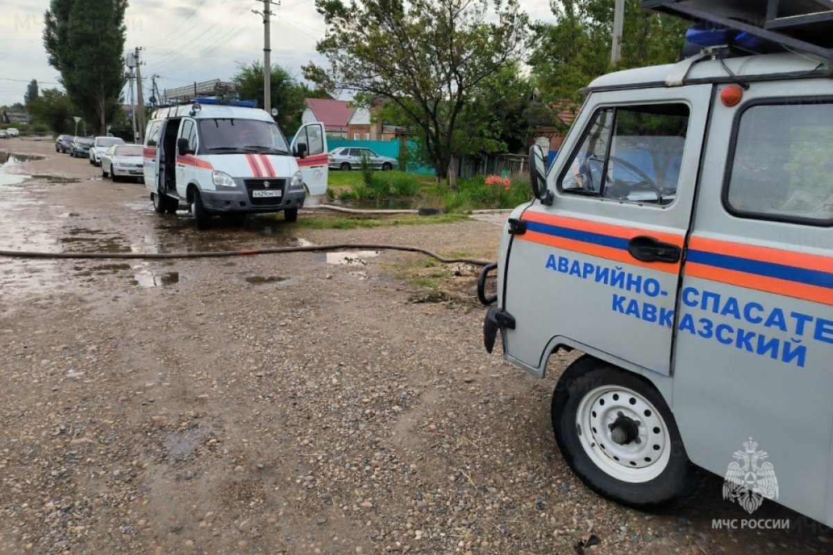    В Краснодарском крае подтопило еще два района из-за непогоды