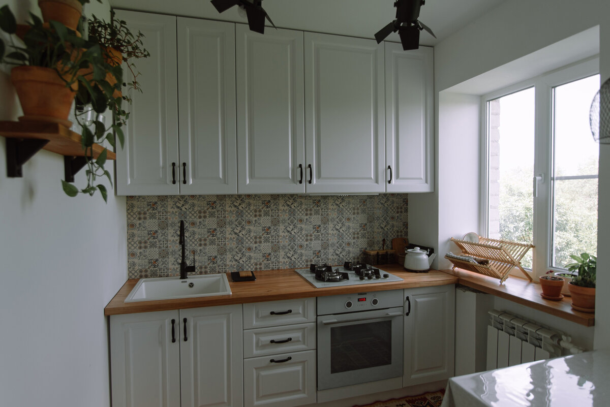 А так это помещение выглядит сейчас. Небо и земля!