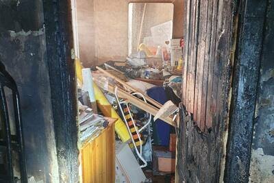    Пожар на третьем этаже жилого дома на улице Кравченко в столице © Telegram-канал Прокуратуры Москвы