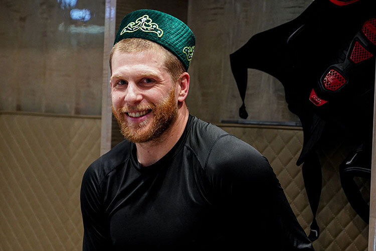    В России Стивен Кэмпфер был бы ведущим защитником, чего нельзя сказать об НХЛ, куда он в прошлом сезоне так и не пробился Фото: ak-bars.ru