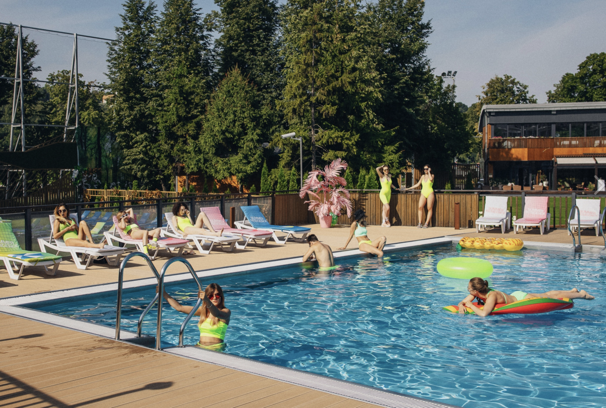 Спортивная бассейн открытый. Аква комплекс Лужники. Открытый аквакомплекс Лужники. Аква Лужники бассейн. Бассейн Лужники открытый бассейн.