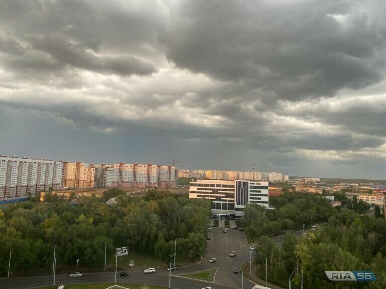   Гроза, сильный дождь и до +21 градуса ожидаются в Оренбуржье 25 июня Белов Михаил Александрович