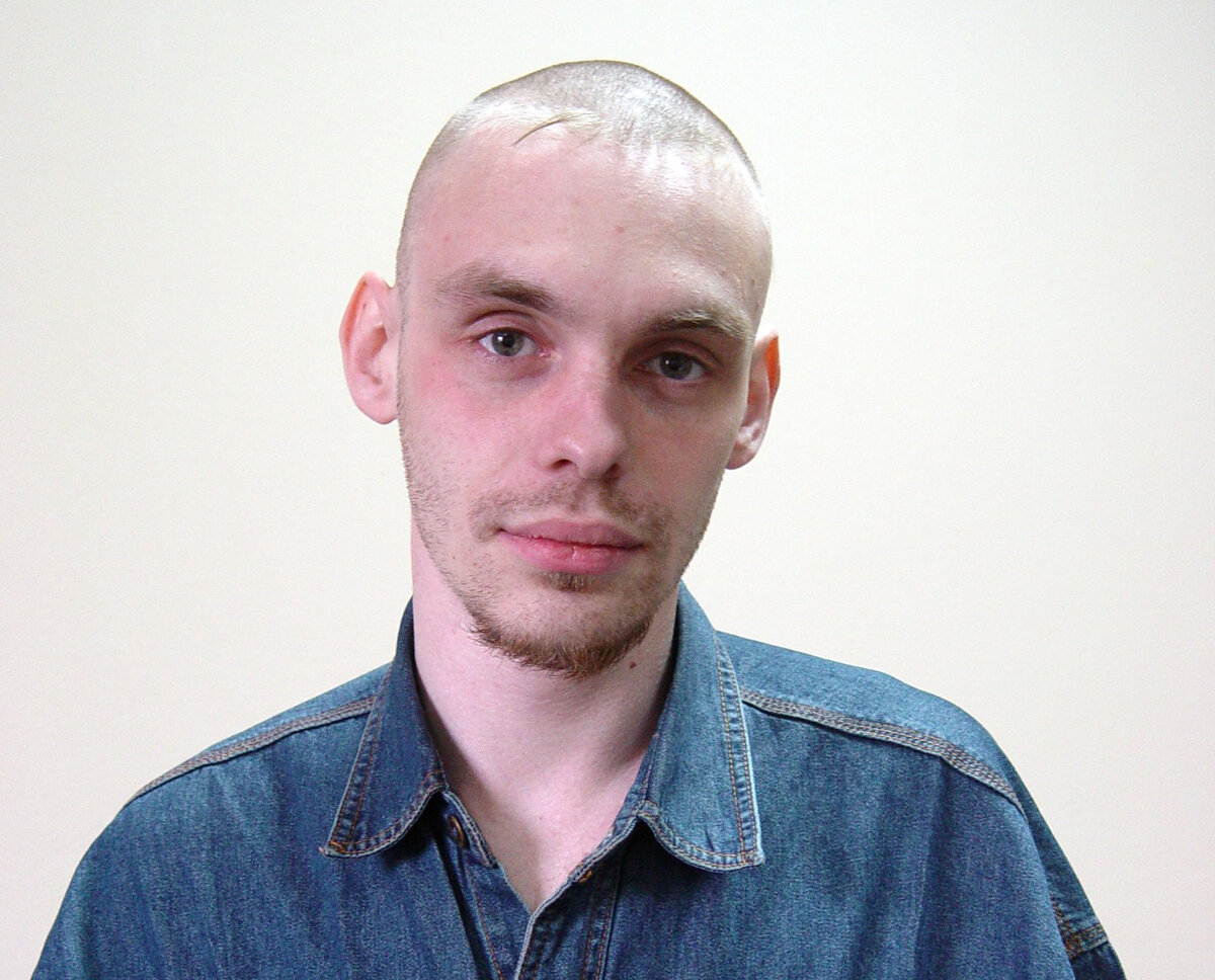 Да, в молодоые рок-н-ролльные годы я на сцене порой выглядел вот так :)