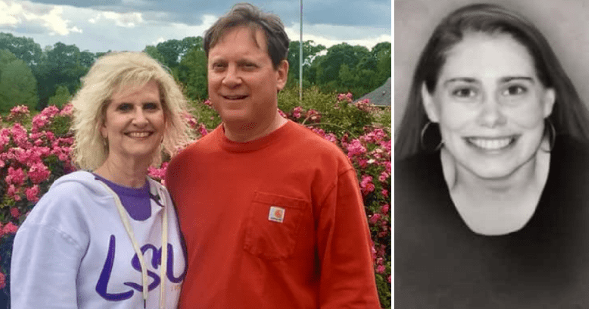 В США Лейси Флетчер вросла в диван и так жила 12 лет. Ее нашли мертвой в яме мочи и фекалий.