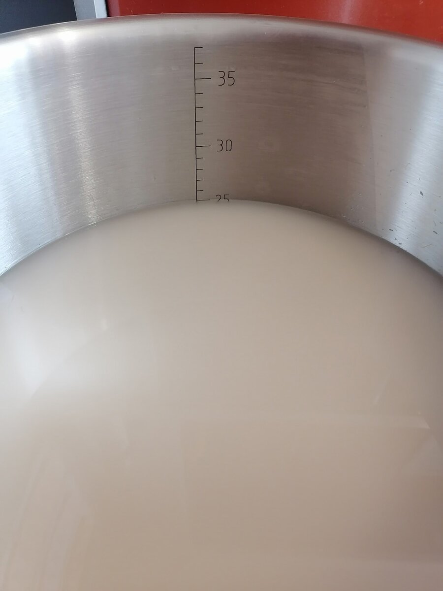 Двадцать пять литров отменной барды после сахарной браги!