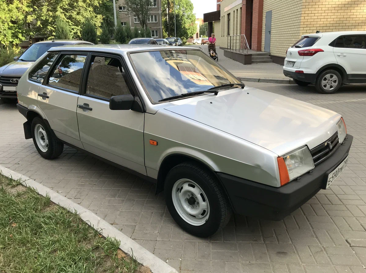 Автомобиль ВАЗ-2109 без модификаций