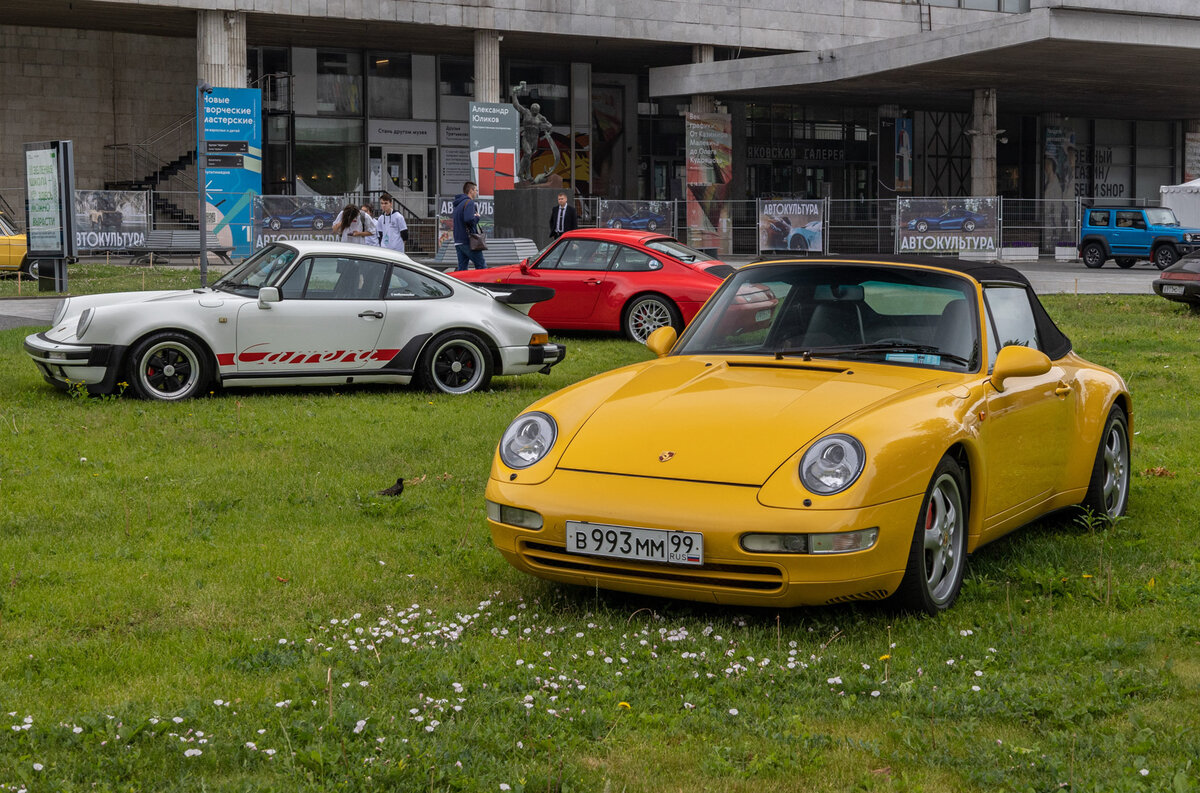 Porsche 964 с редкими цветами