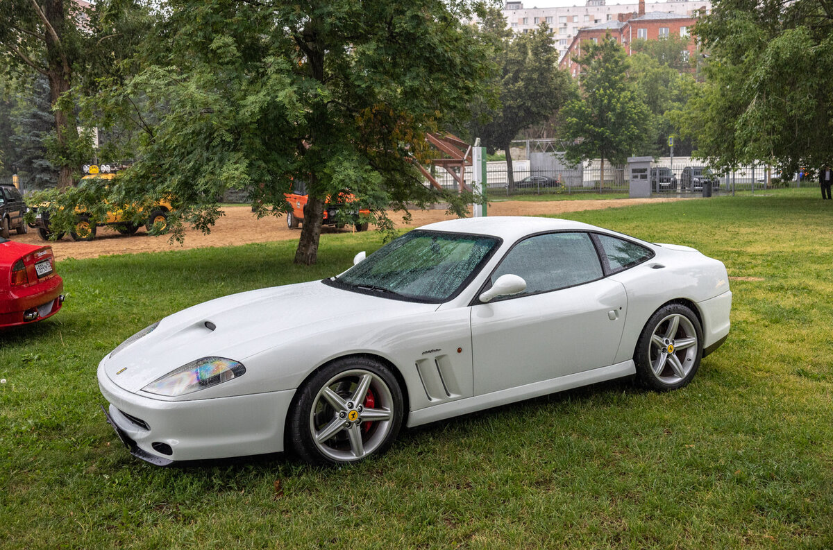 Ferrari 550 Maranello гоночная