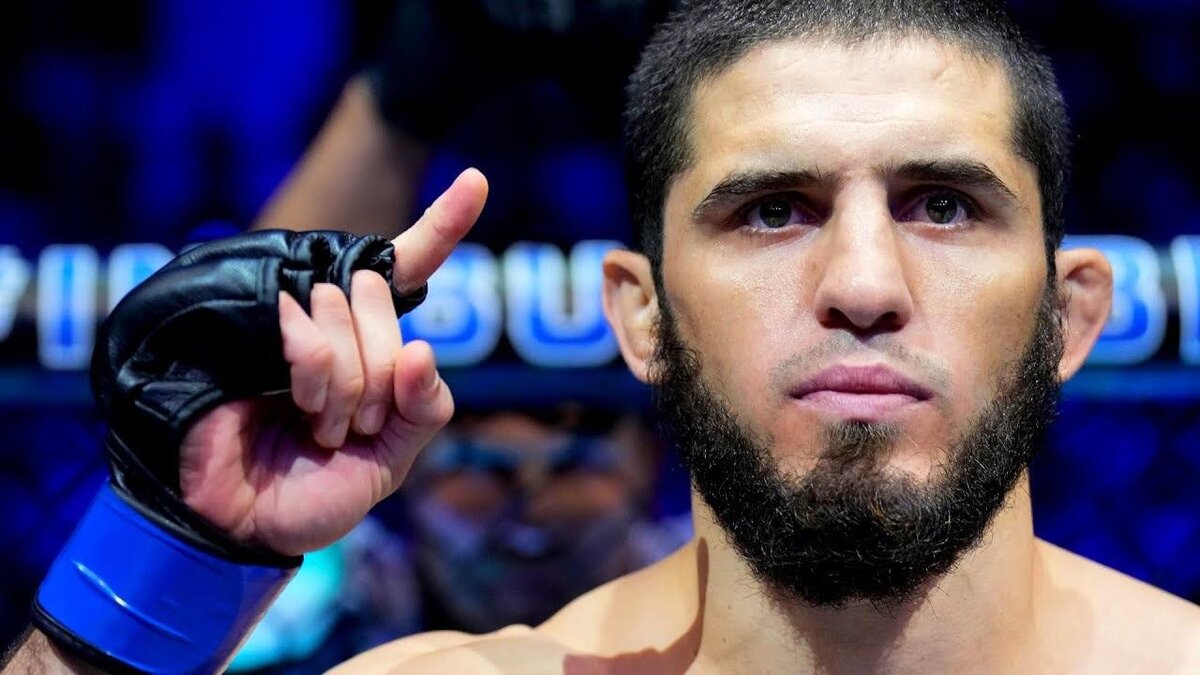     Ислам Махачев