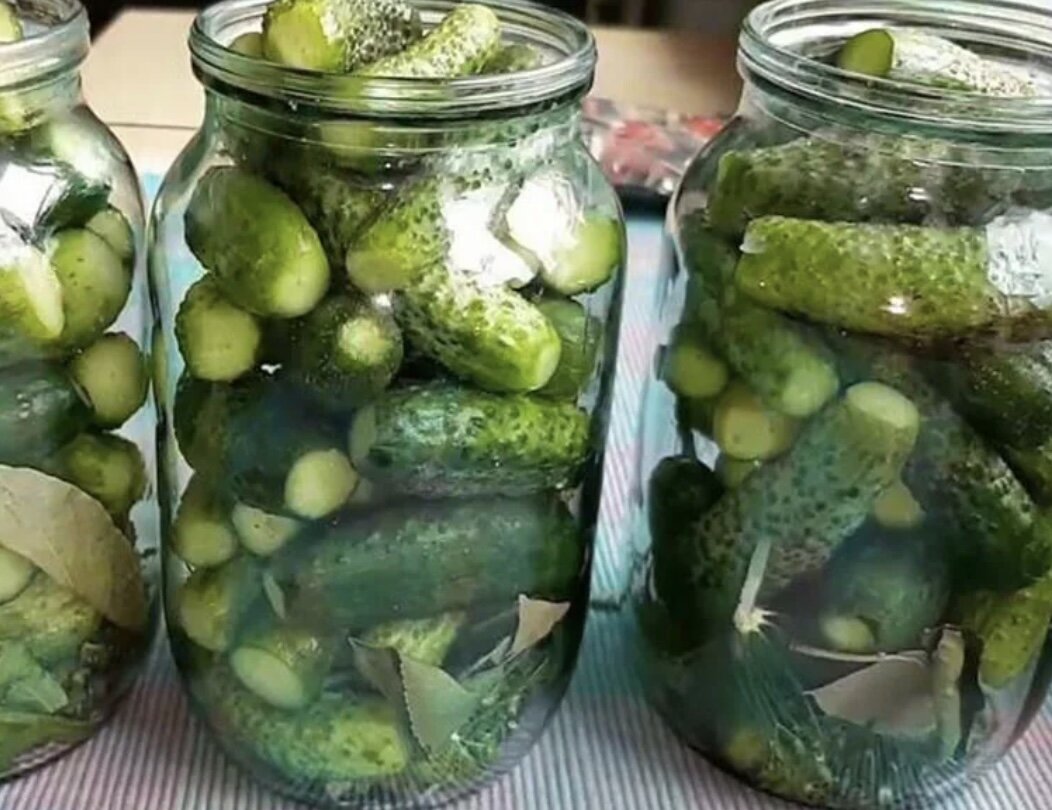 Маринад для корнишонов на 1 литр. Огурец кольца. Корнишоны маринованные на зиму.