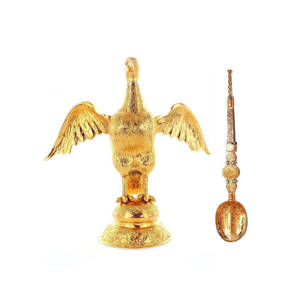 Тауэр королевская сокровищница. Тауэр драгоценности короны. Меч победы тайланд. Регалия монарха 7 букв. Самые страшные короны.