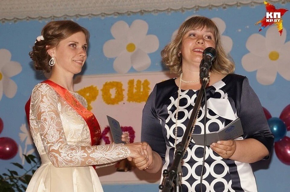     В Беларуси на выпускных вечерах вместе с аттестатами вручат сертификаты о ЦЭ 2023. Фото: архив «КП» Павел МИЦКЕВИЧ