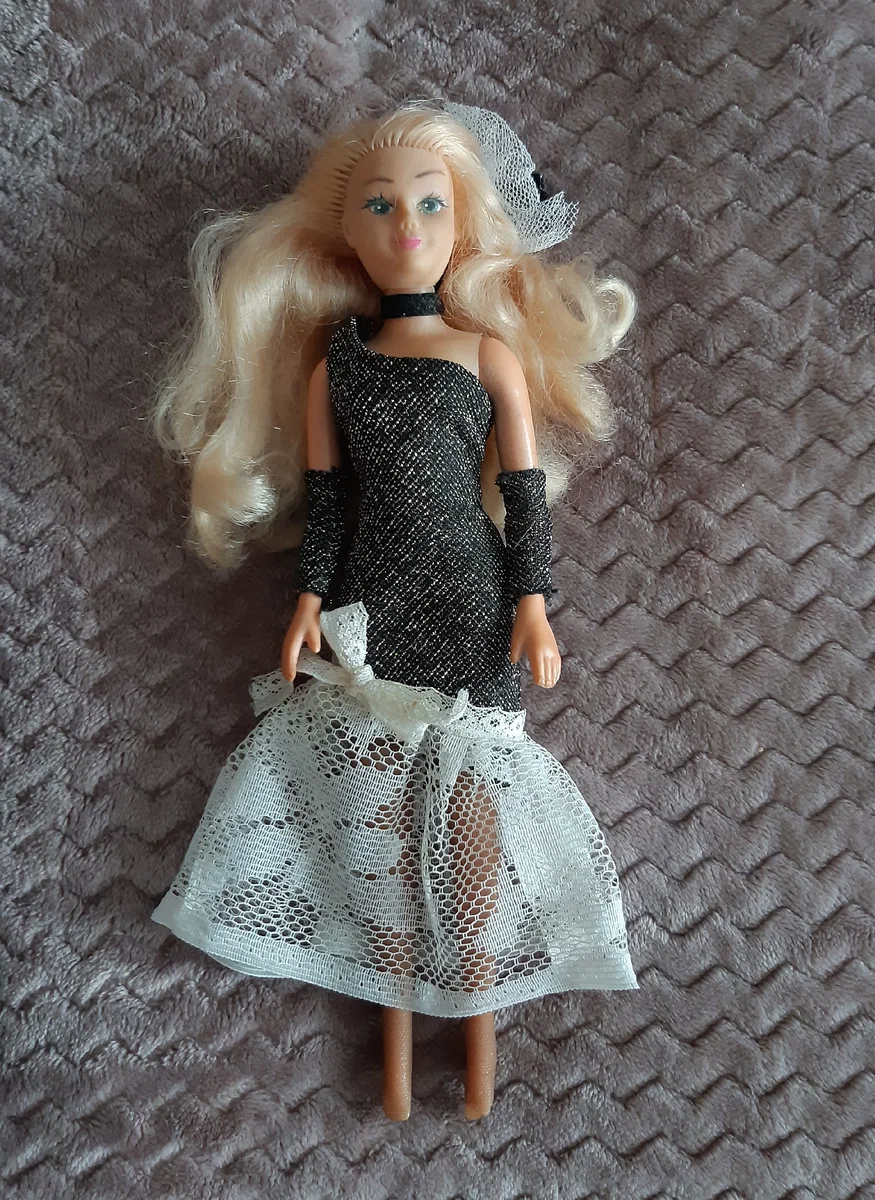 Моя первая кукла Барби) Фото автора.