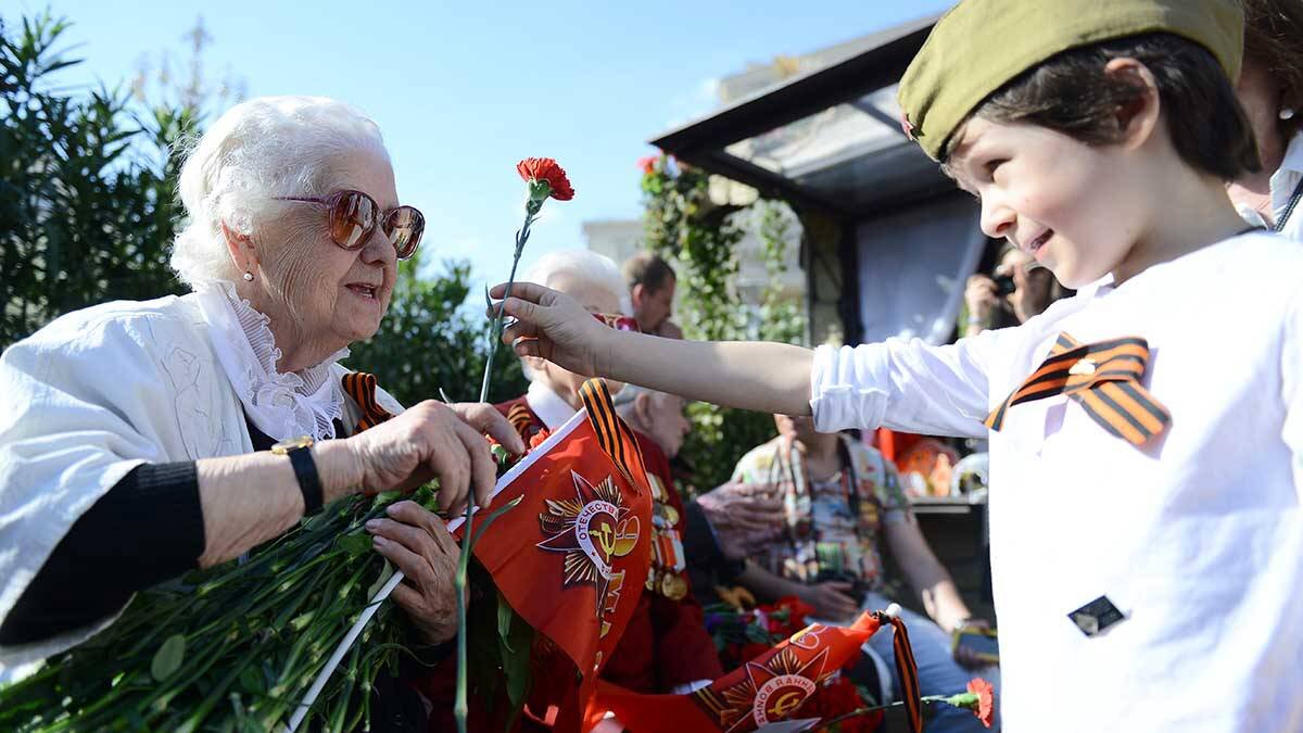 Прически вечерние парк победы