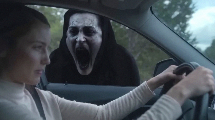 Кадр из фильма Clock. Режиссер: Алексис Джекноу. Оператор: Мартим Виан. Производство: Fox Digital Studios, Hulu Originals