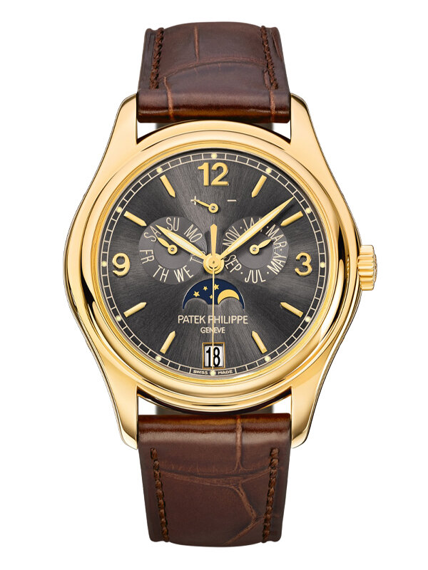 Часы Patek Philippe Complications в 39 мм корпусе из желтого золота с лунным календарем, индикаторами дня недели, даты и месяца