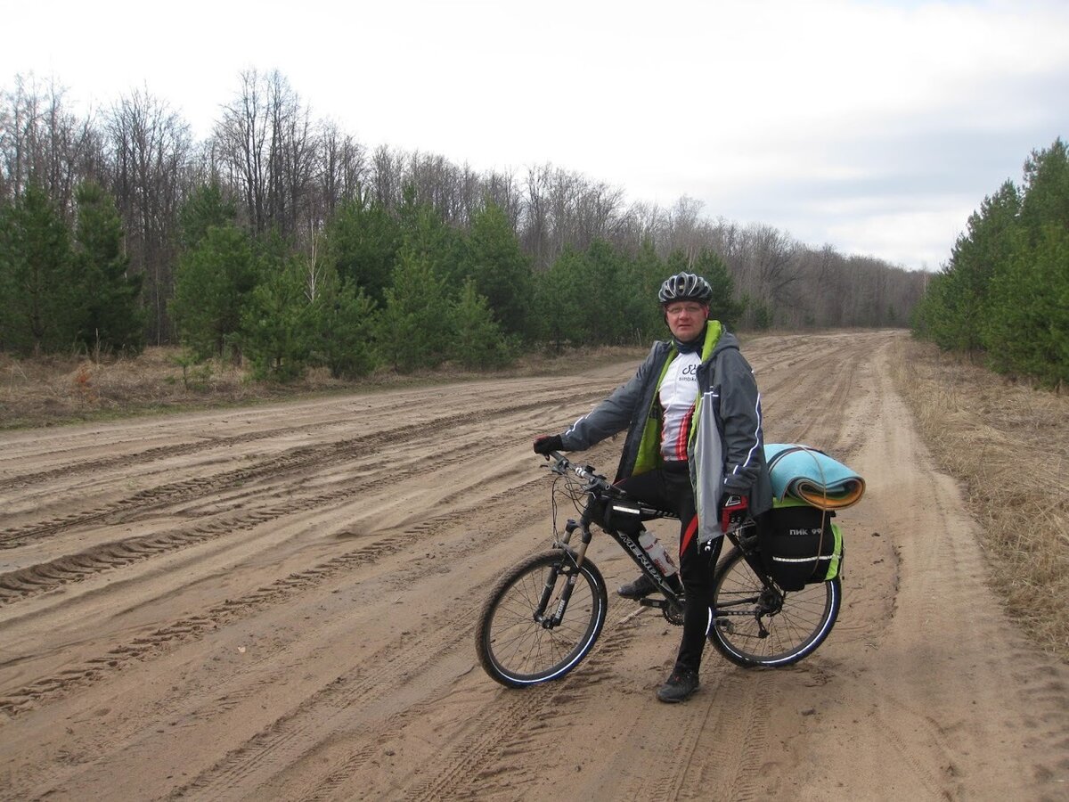 А этот человек едет в велопоход