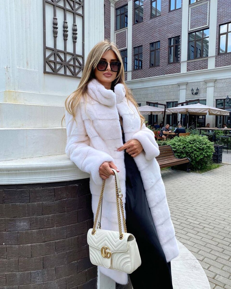 Шуба из меха норки 