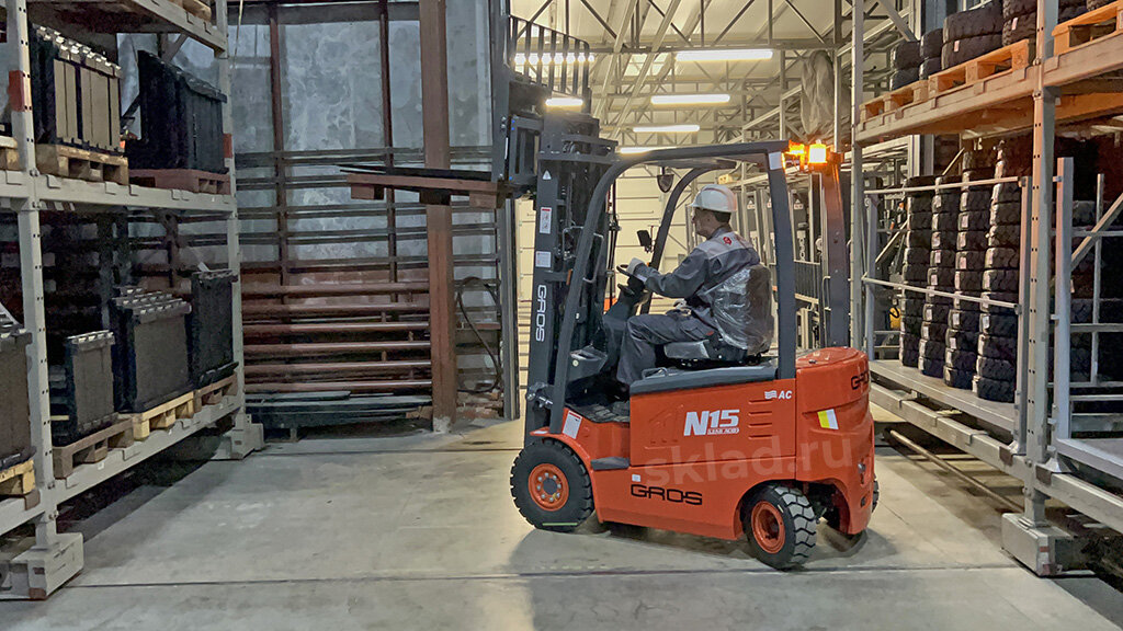 Вилочный электропогрузчик GROS LG15B