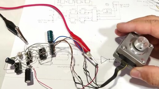 Управление шаговым двигателем с реверсом на микросхемах К155 серии