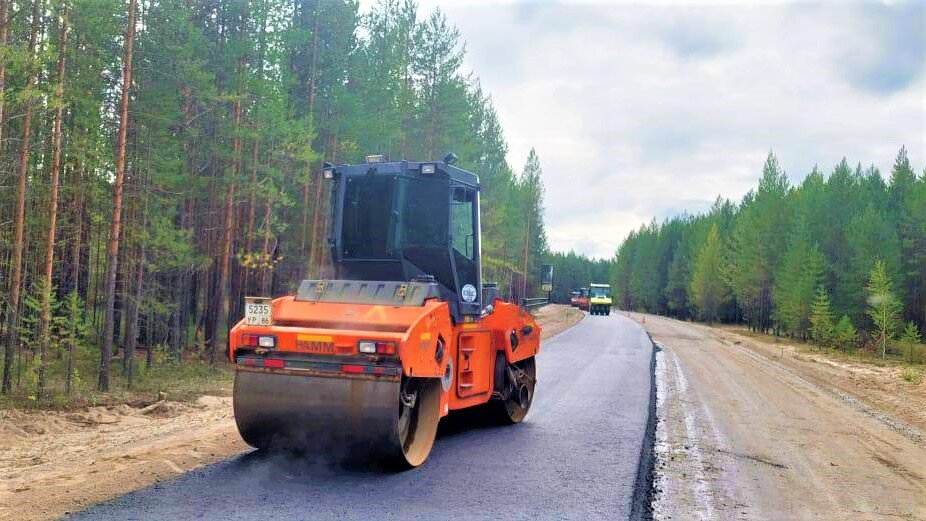    Между Югорском и Таежным расширяют дорогу