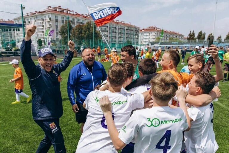    Футболисты из интерната Оренбурга — трехкратные чемпионы турнира «Будущее зависит от тебя» Андрей Севостьянов