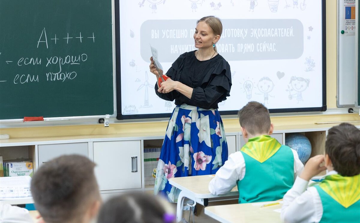 Призвание – учить!»: экоактивист Екатерина Олейник проверила на себе, легко  ли быть педагогом | Myslo.ru | Дзен