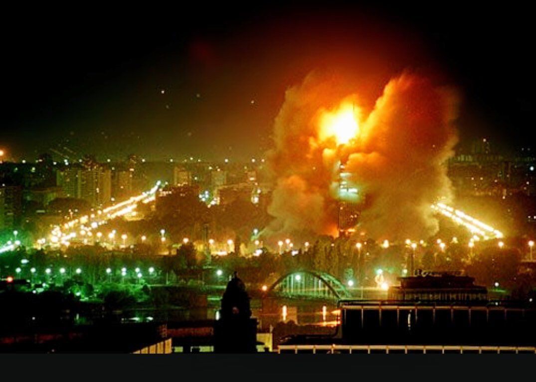 Бомбардировка сербии 1999. НАТО бомбежка Белграда 1999. Белград бомбардировки НАТО. Сербия бомбардировки НАТО 1999.