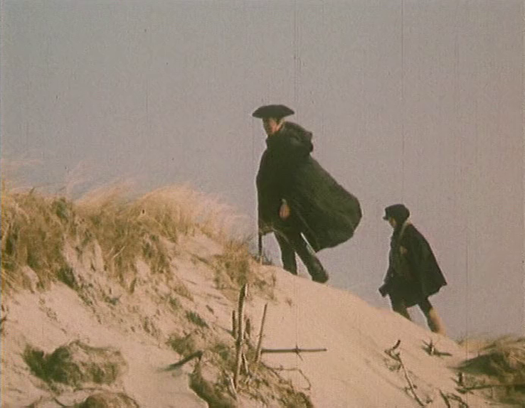 Кадр из фильма "Остров сокровищ" (1982)