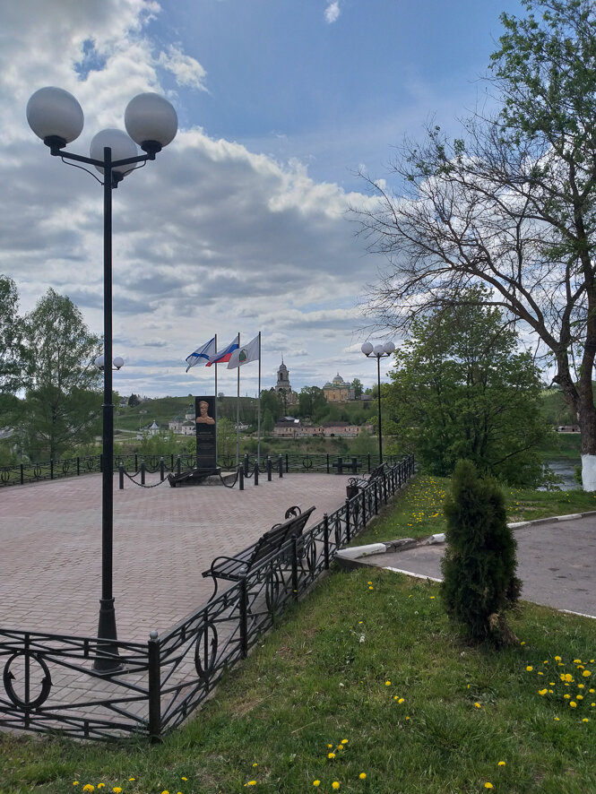 Листайте галерею