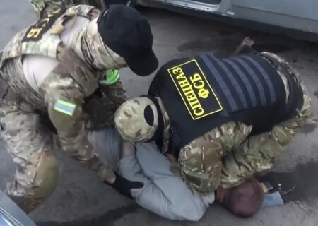    На Урале задержали диверсантов-поджигателей, а в Белгородской области — подростка-корректировщика ВСУ