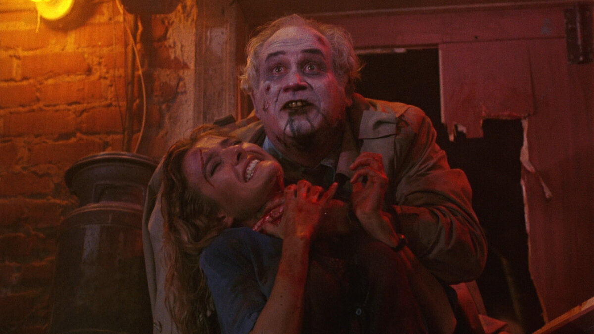 Кадр из фильма "Невеста реаниматора" (1990)