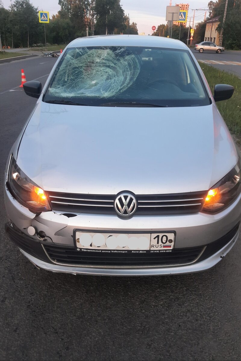    В Петрозаводске на пешеходном переходе сбили пенсионераскриншот видео, источник: сайт «ДТП Петрозаводска и Карелии»