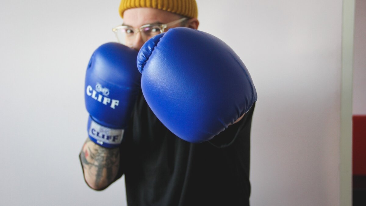     «Народный фронт» потребовал от мэрии возродить в Волгограде физическую культуру, а именно, увеличить упавшие в 8 раз расходы на нее.