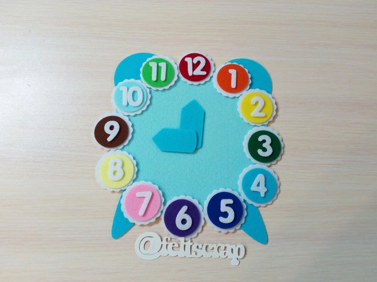 А ещё вот такие часы делала.