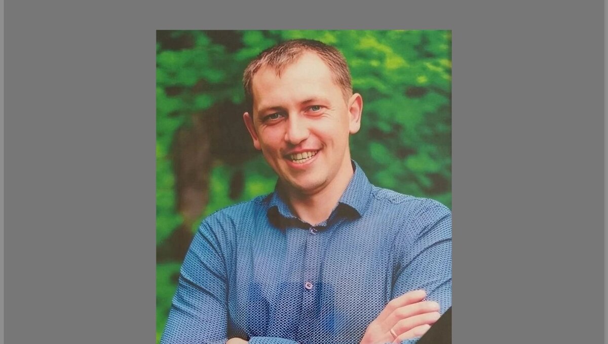     В Завьяловском районе в последний путь проводили погибшего в ходе СВО ефрейтора Алексея Кузнецова.