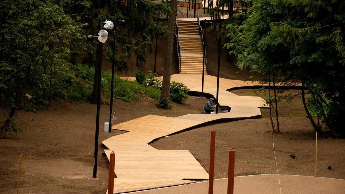     Парк Тишино в Ижевске должен открыться в ближайшие дни. Как ранее сообщала администрация удмуртской столицы, все работы там должны завершиться до конца июня.