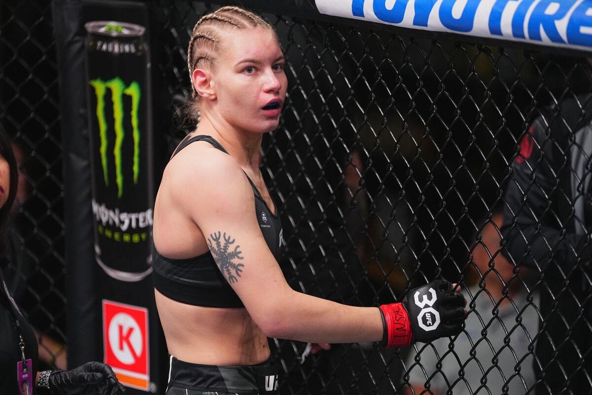     Виктория Дудакова дебютировала в UFC с победы