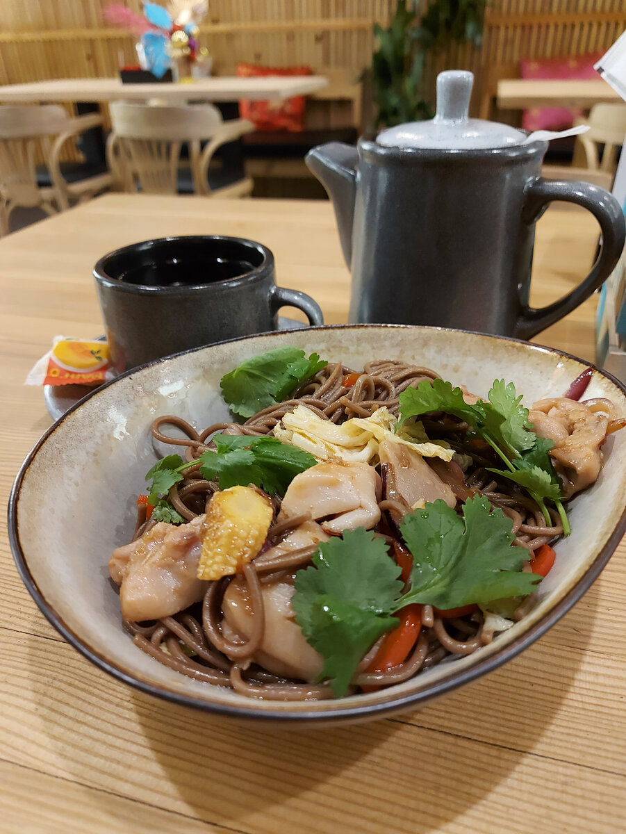 Вок с курицей