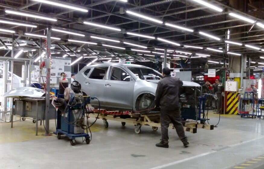    Путин обвинил Запад в крушении российского автопрома