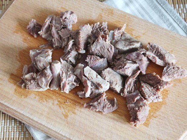 Рецепты мантов из баранины, как правильно приготовить манты из мяса овцы.