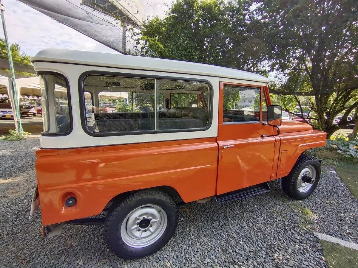 Nissan Patrol 1978, фото с сайта carro.mercadolibre.com.co