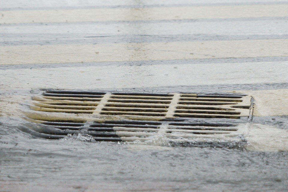     В Новосибирске выявили нарушения при расконсервации ливневых канализаций. Алексей БУЛАТОВ