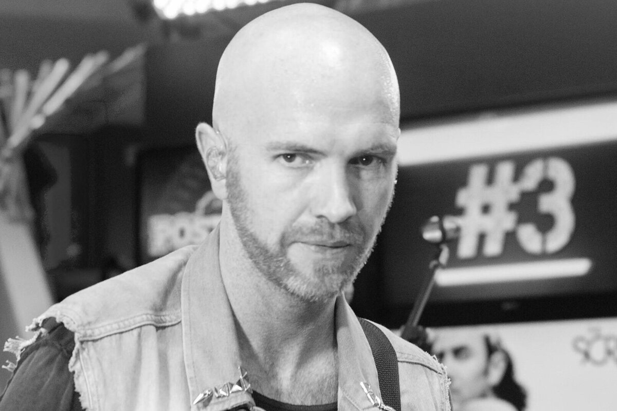     Ушел из жизни в 46 лет основатель и гитарист рок-группы The Script Марк Шихан. Президент страны в шоке
