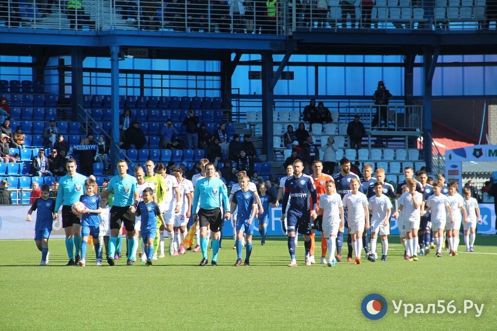    Разгром при равной игре: ФК «Оренбург» дома проиграл ФК «Локомотив» (Москва) – 1:4