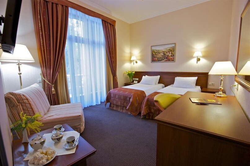 Клинический санаторий Металлург расположен в городе Сочи