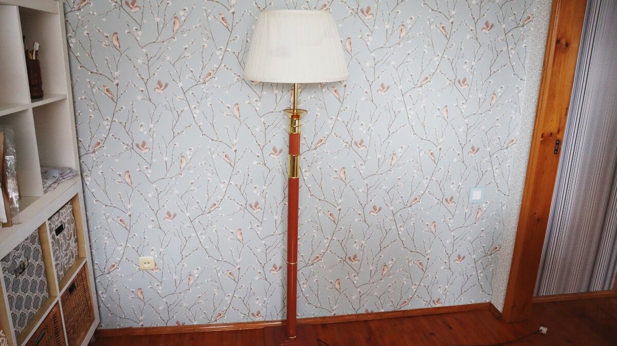 Как же мне надоел мой старый торшер, но выкинуть рука не поднялась ...