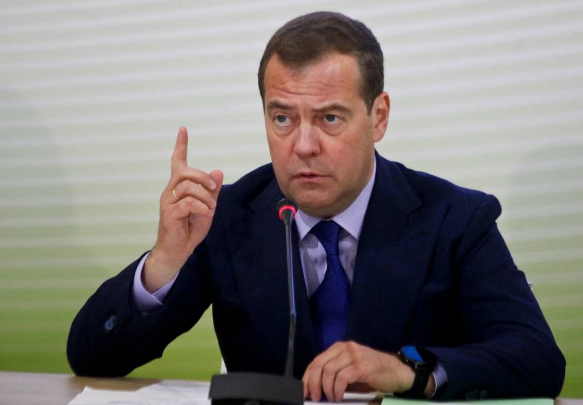 Дмитрий Медведев 
