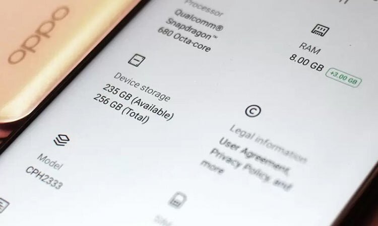    Если доступный объём встроенной памяти меньше, чем указанный на коробке, не переживайте. Так и надо