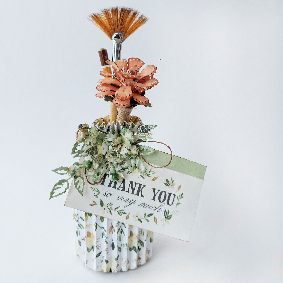 Ваза из скрапбумаги, автор Анна Шемякина